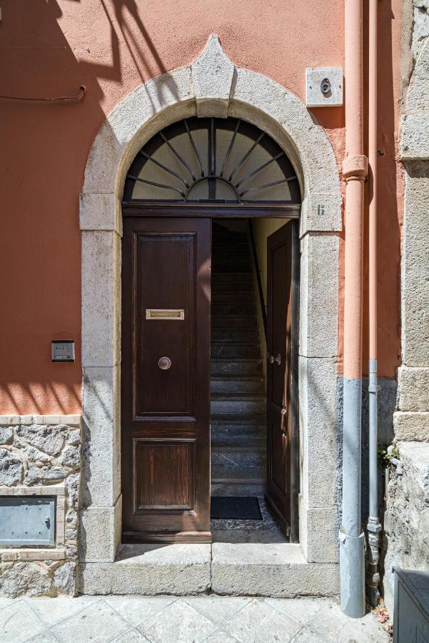 Blondie Taormina Exterior foto